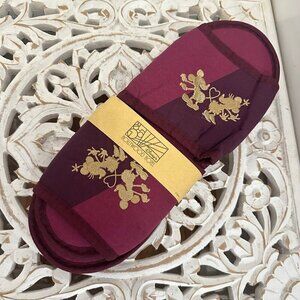 NWT Disney Hollywood Hotel slippers